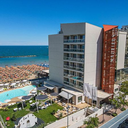 Nautilus Family Hotel Пезаро Экстерьер фото
