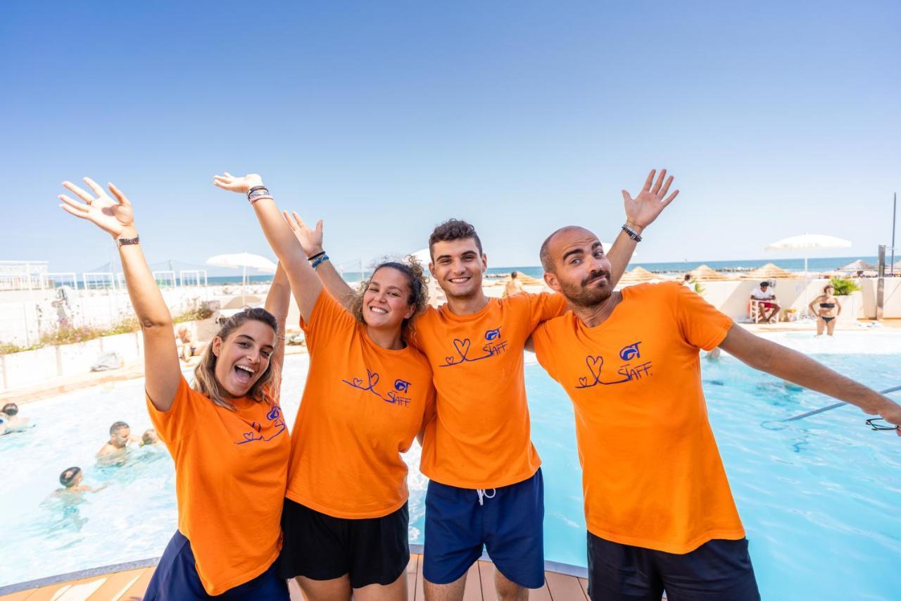 Nautilus Family Hotel Пезаро Экстерьер фото