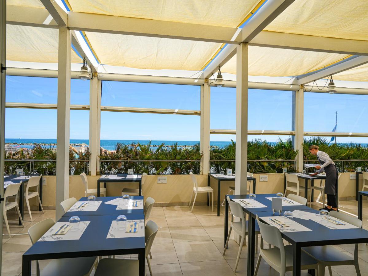Nautilus Family Hotel Пезаро Экстерьер фото